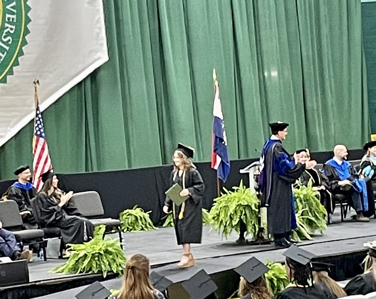 Kallan123Kim's tweet photo. So proud of this girl! She is full of grit and determination. Accelerated Med Program at MSSU complete in
3 short years. Summa Cum Laude. Perfect 4.0!!! Starts Med School in July. #onesmartcookie #wow https://t.co/zsDQJmUFIw
