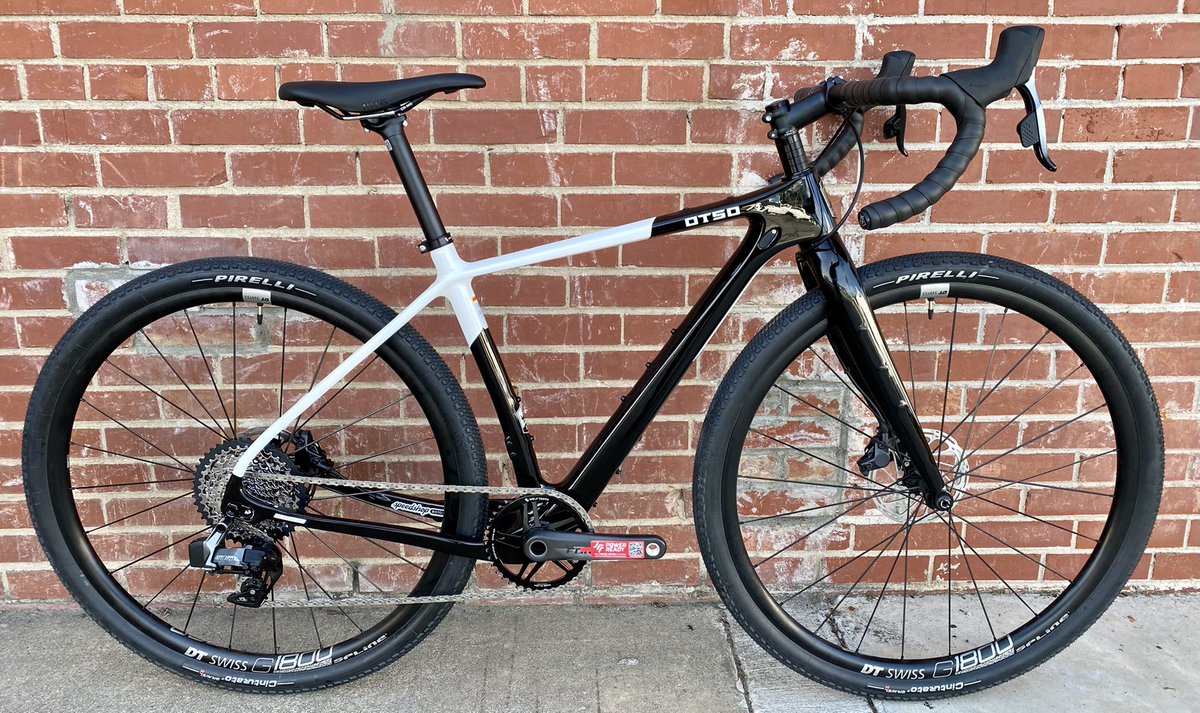 There’s pretty, and then there’s this!  OTSO Waheela Carbon, custom build!