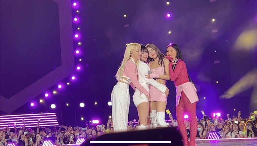 BrMoomoos's tweet photo. Nada a declarar, apenas sentir AAAAAA❤️

#KPOPFLEX #MAMAMOO #마마무 @RBW_MAMAMOO https://t.co/DpsiZhFgJX
