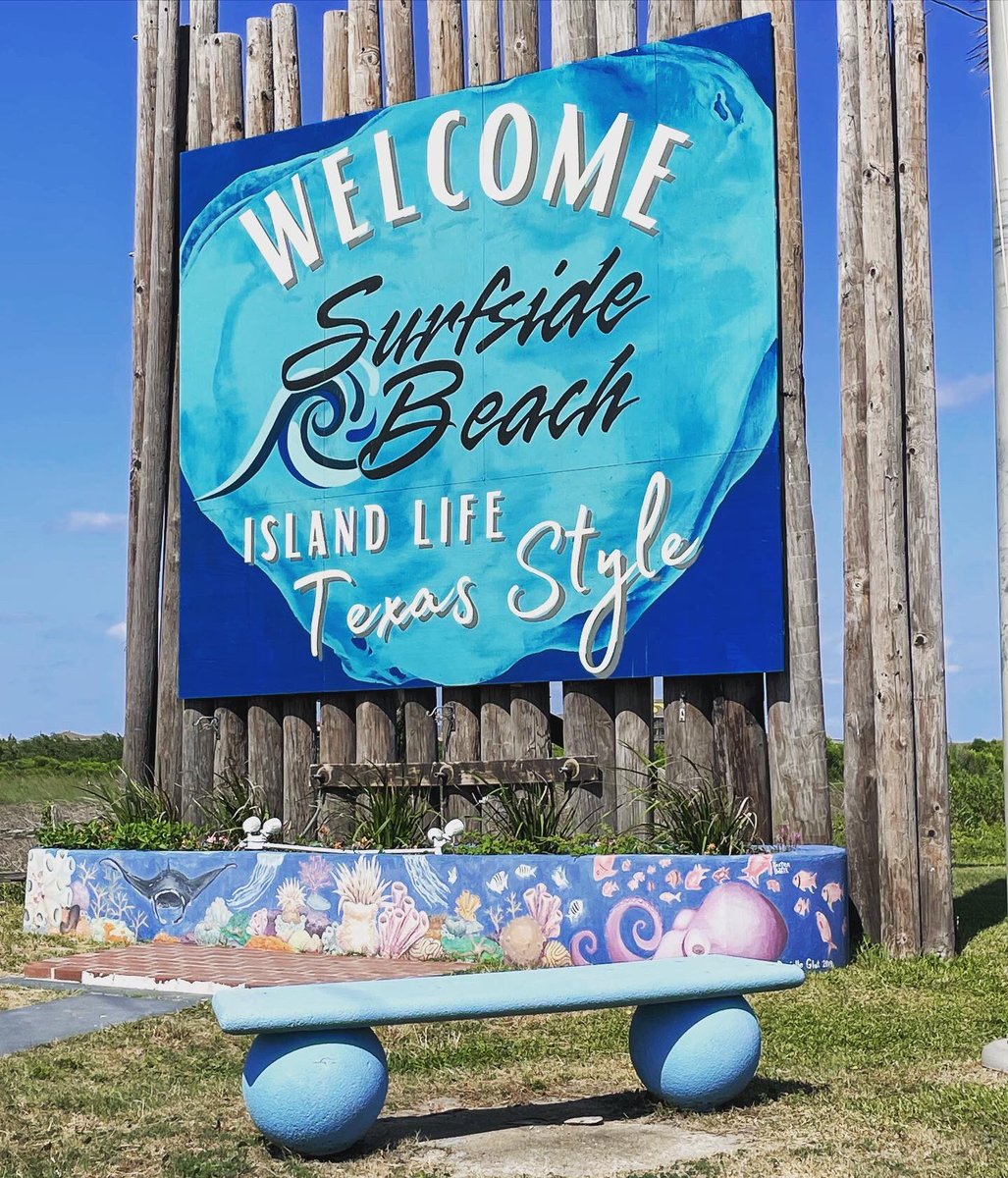 fleaslaps's tweet photo. Surfside Beach 🏄🏻‍♂️ #surf #surfside #surfsidebeach #summer #islandlife #visithouston #texas #texaslife #texasstyle #texastodo #exploretexas https://t.co/ddeSooXCpx