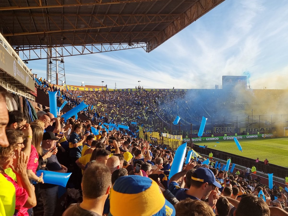ferchu017's tweet photo. Siempre estaremos a t lado @BocaJrsOficial queridooo!!! BOCA es su gente, @camartinezok @Volpini_Mariano @cajvic @ArielhernanMui1 #Herni #Fede
Vamooossss por otra final más!! Aguante Bocaaa lpm!!!! https://t.co/KxODw39YrH