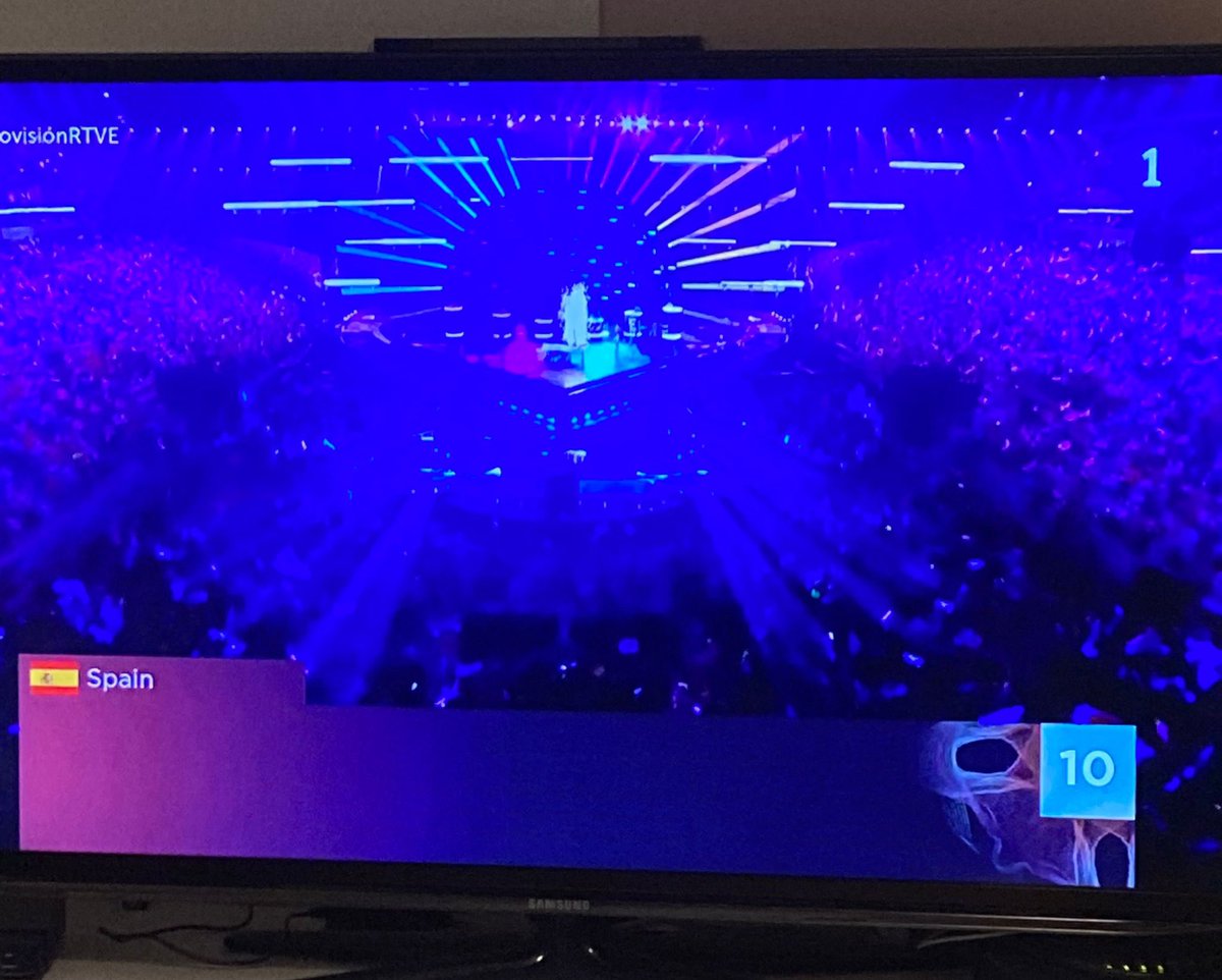 RedondoFcb's tweet photo. TONGO #Eurovision CUANDO SALE EL VOTO PARA ESPAÑA DESAPARECE EL NÚMERO PARA VOTAR https://t.co/bOPfODV9aJ