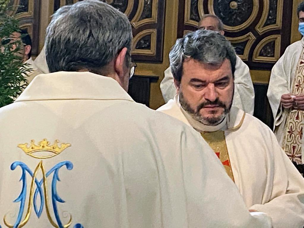 PEnriqueGTorres's tweet photo. Os doy un mandamiento nuevo: que os améis unos a otros como yo os he amado. https://t.co/9nFAmDHgPe