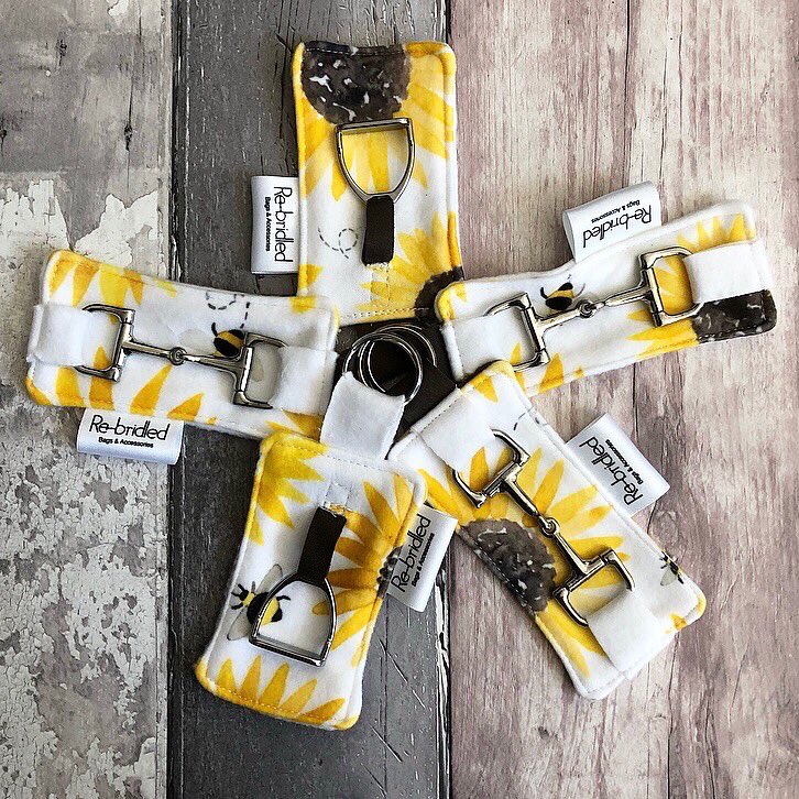 Rebridled's tweet photo. Re-Bridled Keyrings 🐝 🌻 
Made in the UK 🇬🇧 

https://t.co/rDOQTRXe4k

#Rebridled #equinehour #dressagehour #horsebloggers #horsechathour #horseandhoof #ponyhour #totallyhorseandpony #showjumpinghour #equestrianhour https://t.co/7NJgGRjTl7