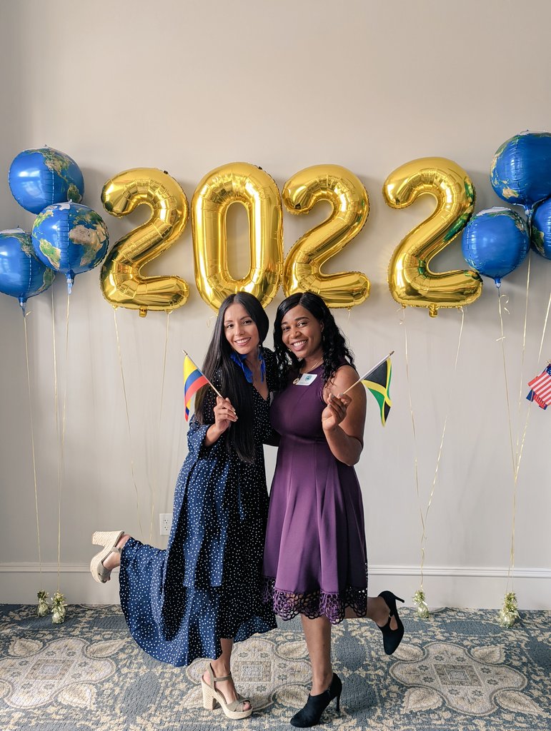 LilianaCalde's tweet photo. So happy to graduate with you!! @Laniece1234 #Besties 🇨🇴🇯🇲 @ParticipateLrng #unitingourworld #Classof2022 https://t.co/U9R5cEmpMm