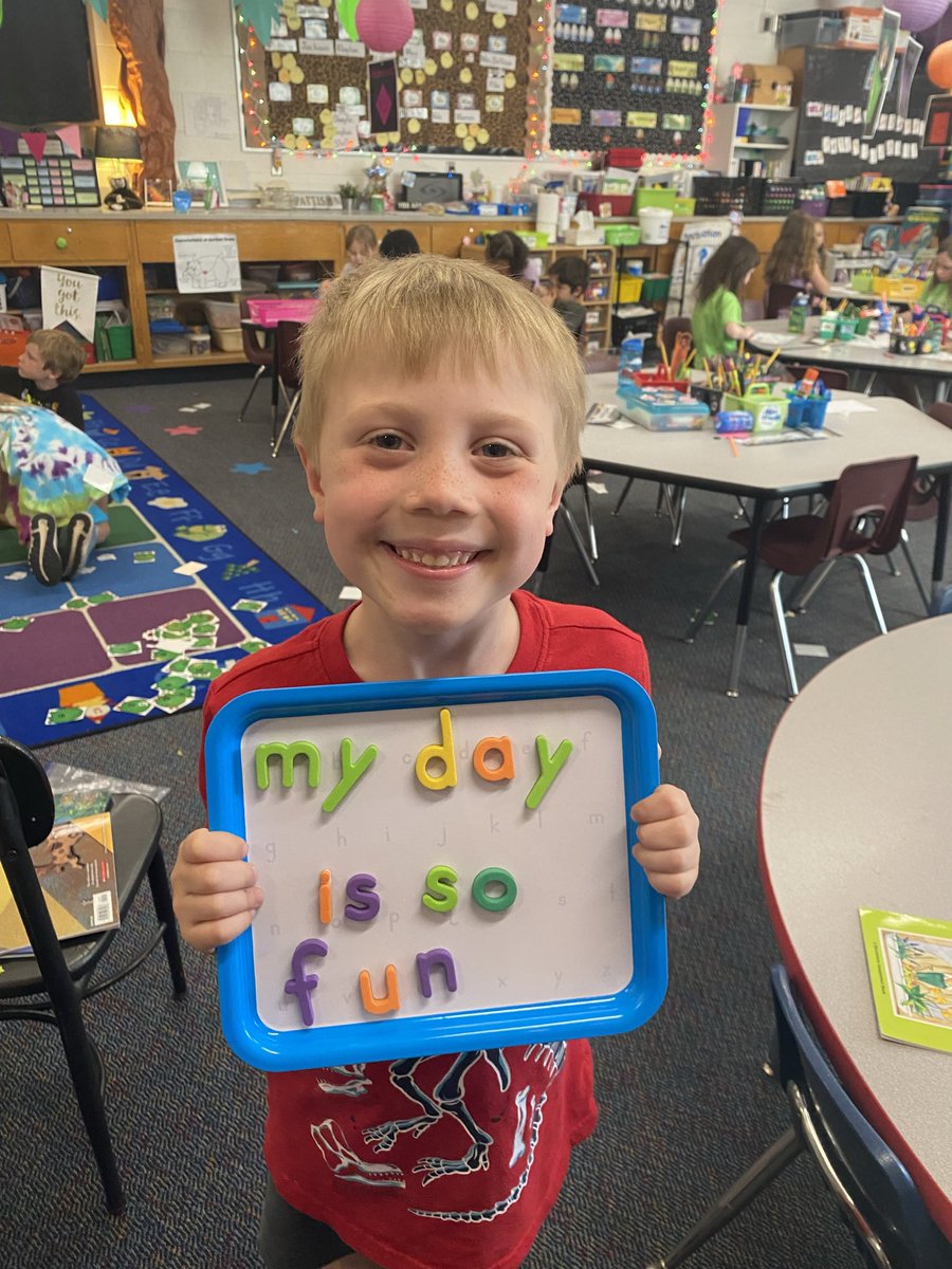 RussellsKinders's tweet photo. These rockstars have been doing a fabulous job writing and making complete sentences! 🔤❤️ https://t.co/zSbujKRn7O
