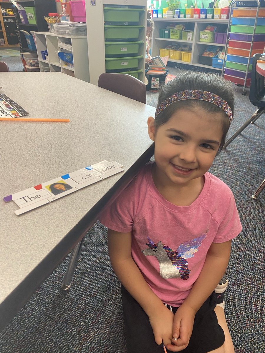 These rockstars have been doing a fabulous job writing and making complete sentences! 🔤❤️