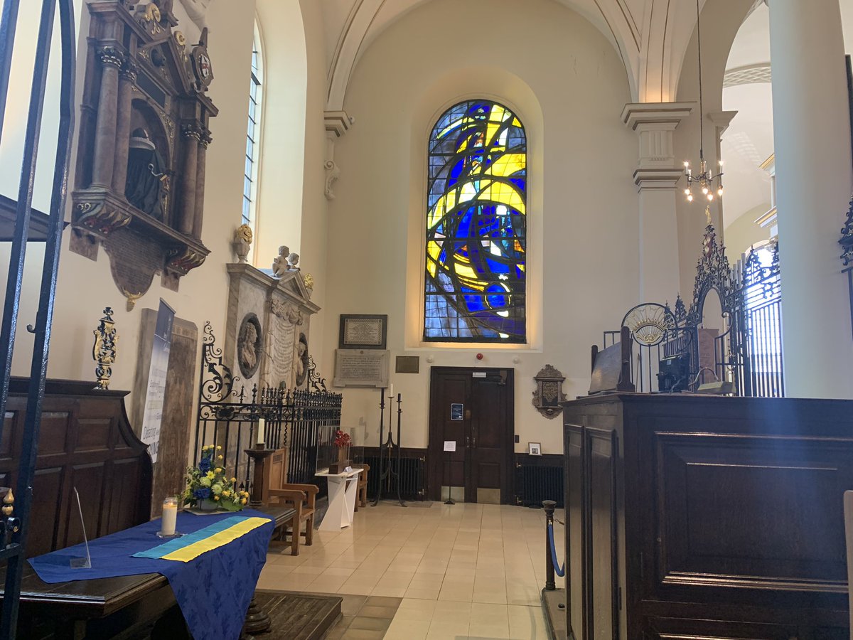 levitpr's tweet image. The Cathedral Church of All Saints Derby, better known as #Derby Cathedral 🇬🇧 supports #Ukraine 🇺🇦and our people in these difficult times 🙏 #StandWithUkraine