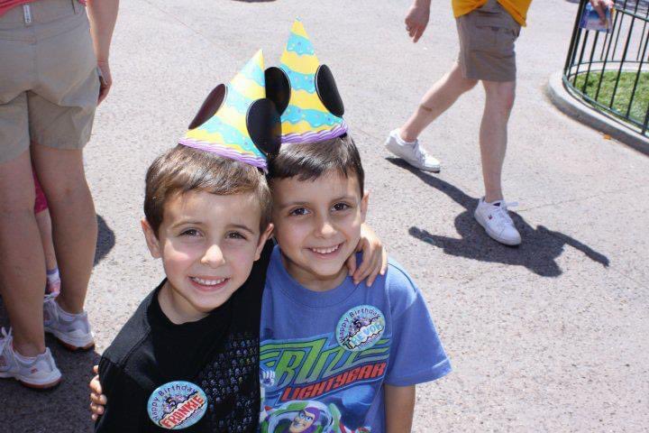 JenniferTnboys's tweet photo. This is all happening just way to fast! How did you boys just turn 18??? What’s better than having GRAD NIGHT at Disneyland on your birthday? Best birthday party ever!! Happy 18th Birthday Frankie and Trevor! Have the best day ever…”LOVE YOU MORE”!!❤️❤️ #gradnight2022🎓 #HB18th https://t.co/UqF0xNvMXb