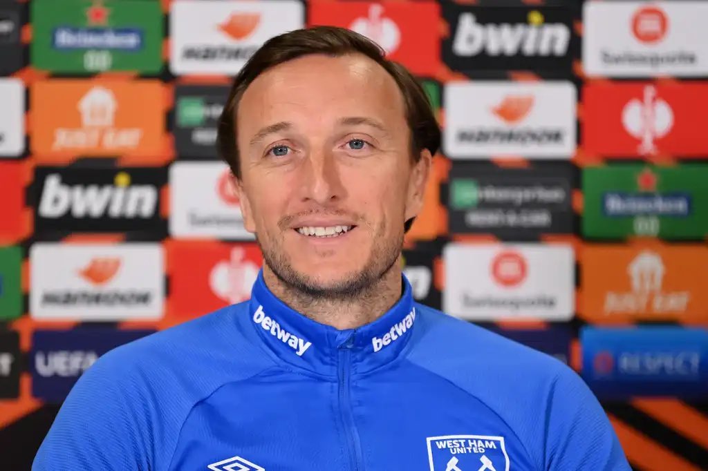 Mark Noble: “I’ll be lying on a beach next year - Craig Dawson will be marking Erling Haaland!”

🤣