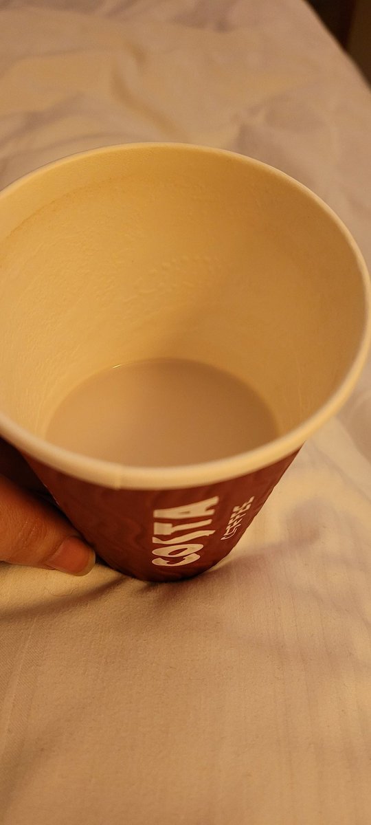 DianeLSmith81's tweet photo. @CostaCoffee went to a #CostaExpress opposite #leedsdirectarena for a hot chocolate after watching #ChrisRock got back to my room to find I had a half filled milky hot water, what can I dunk my biscuits in now 😭 https://t.co/y4XCEdU02K