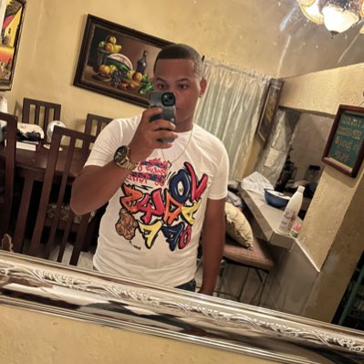 Yoel20201's tweet photo. #NuevaFotoDePerfil https://t.co/G6eIZFSzQG