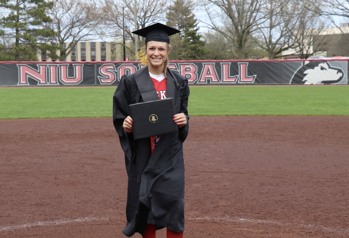 Congratulations to all of the <a href="/NIUlive/">NIU</a> graduates, especially our softball graduates!! #YeeDoggie 🦴 <a href="/NIUAthletics/">NIU Athletics</a>