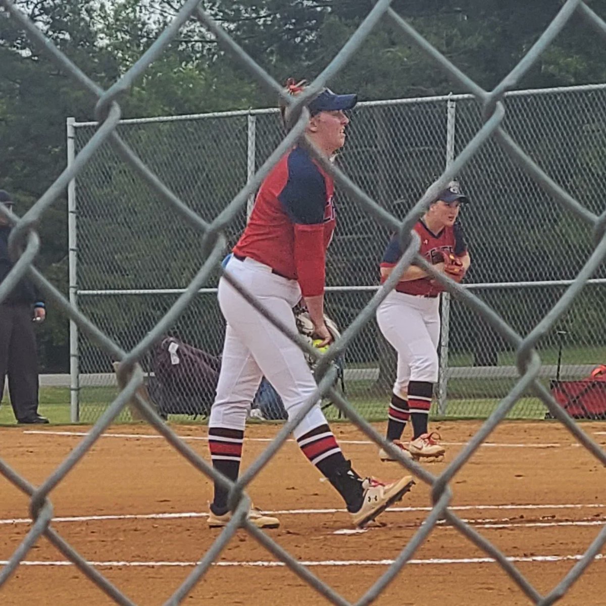 mrohr23's tweet photo. What an honor to watch two former Hawks lead Louisburg to the Regional title.
Jessica Russell - All Tournament team
Ellen Palya - Tournament MVP
So proud of you guys!
Nothing is impossible when you buy in and understand its about more than yourself.
Go get that National Title! https://t.co/a1utCkoI7z