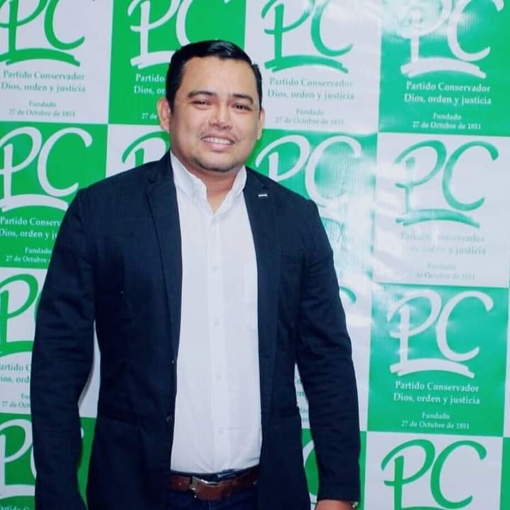 mmartinezpc4's tweet photo. #NuevaFotoDePerfil https://t.co/Y2ZZONfUH5