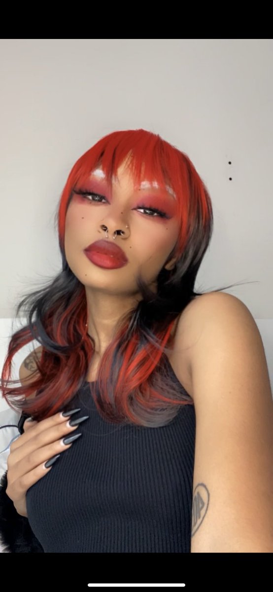FaeOrFay's tweet photo. Makeup inspired by Bai Liuli from Dislyte #Dislyte https://t.co/rIwOx23xf0