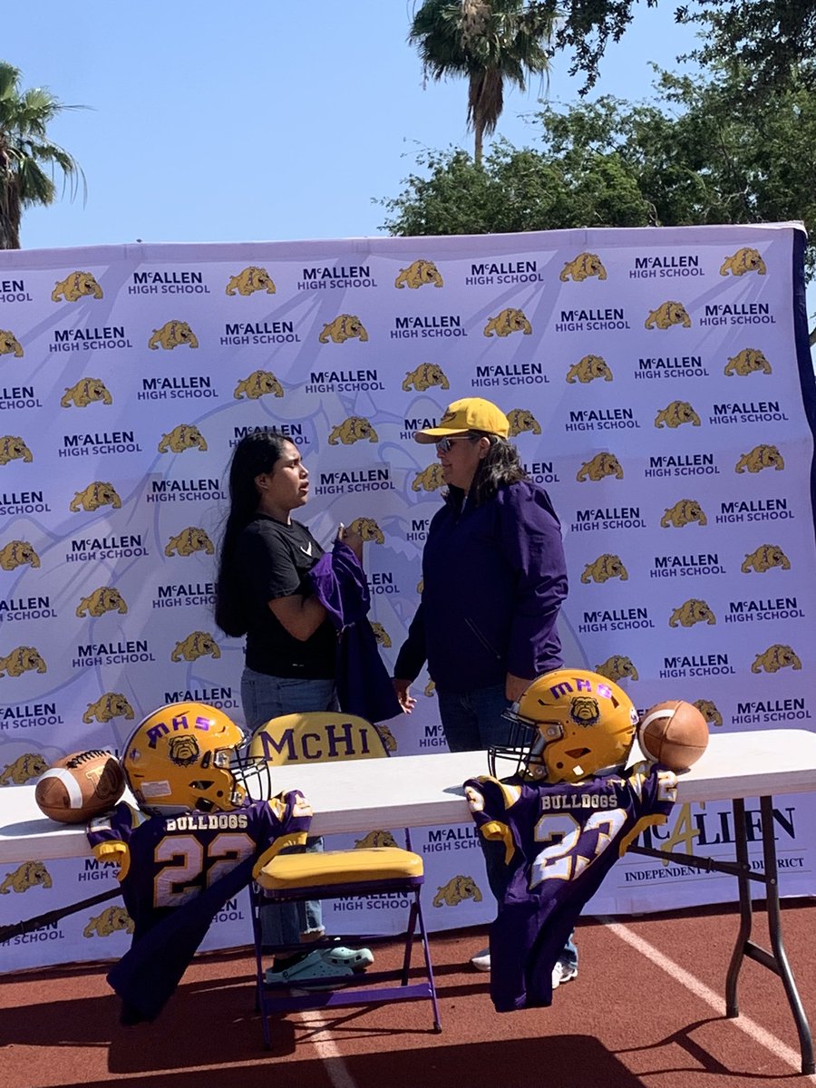 NormaBarbosa519's tweet photo. Ya lista para @McallenHigh 
#deporte✅ … https://t.co/iCNYXtjb2Z