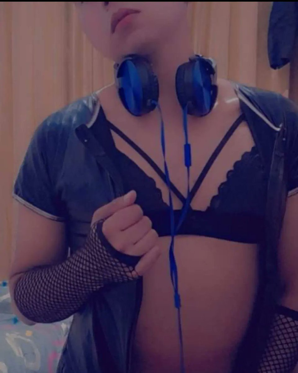 femboy0dz's tweet photo. @Marie81999 Mmmmm https://t.co/wQRtwWEja4