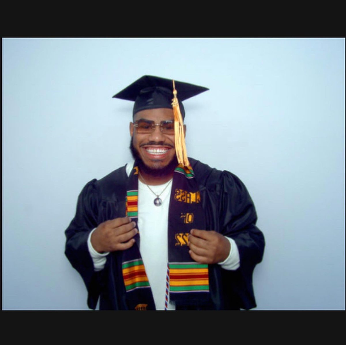 _Iceman44's tweet image. Walked that stage and did my thang🎓