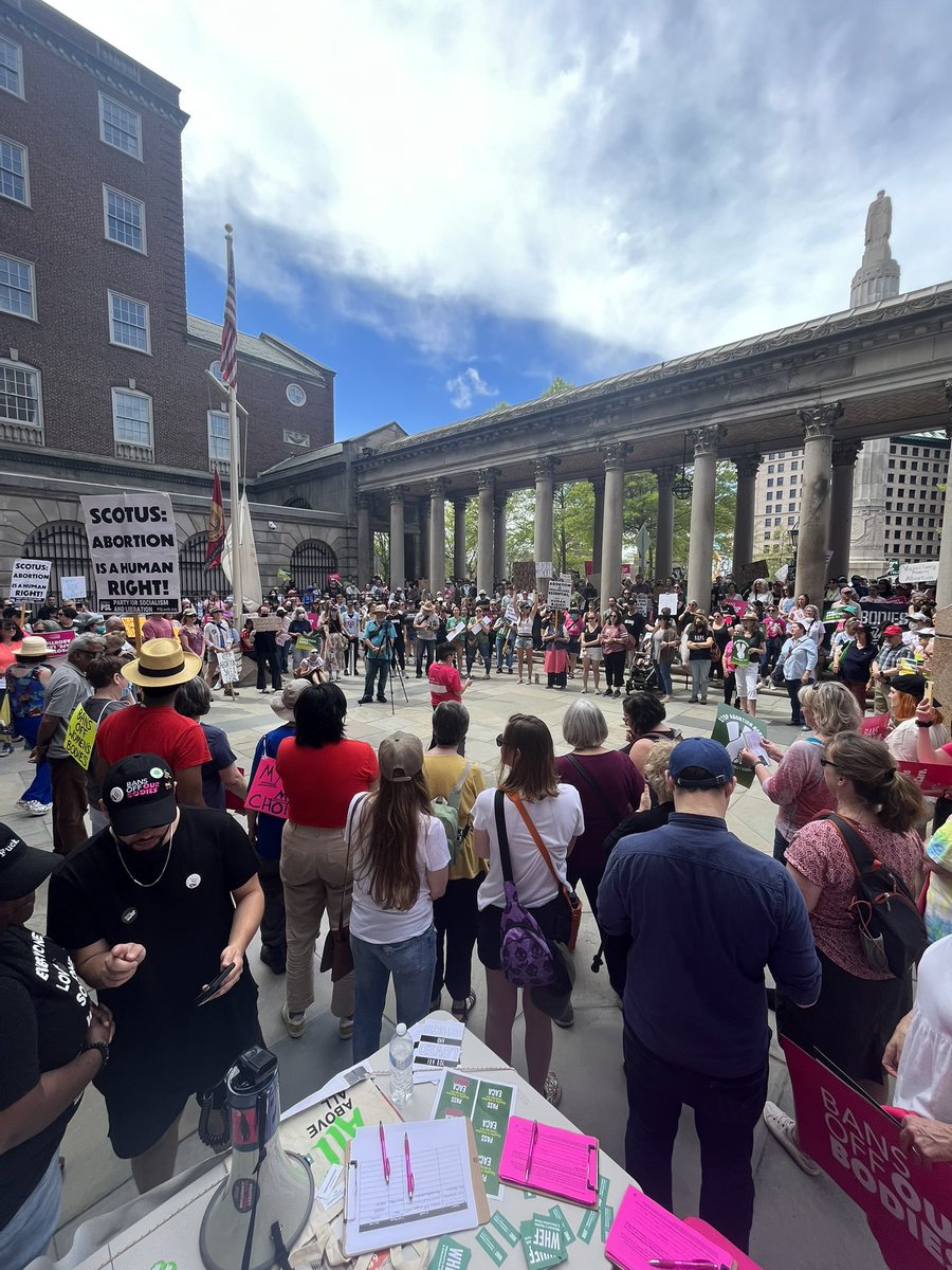 PlannedParenthoodVotes!RI tweet media