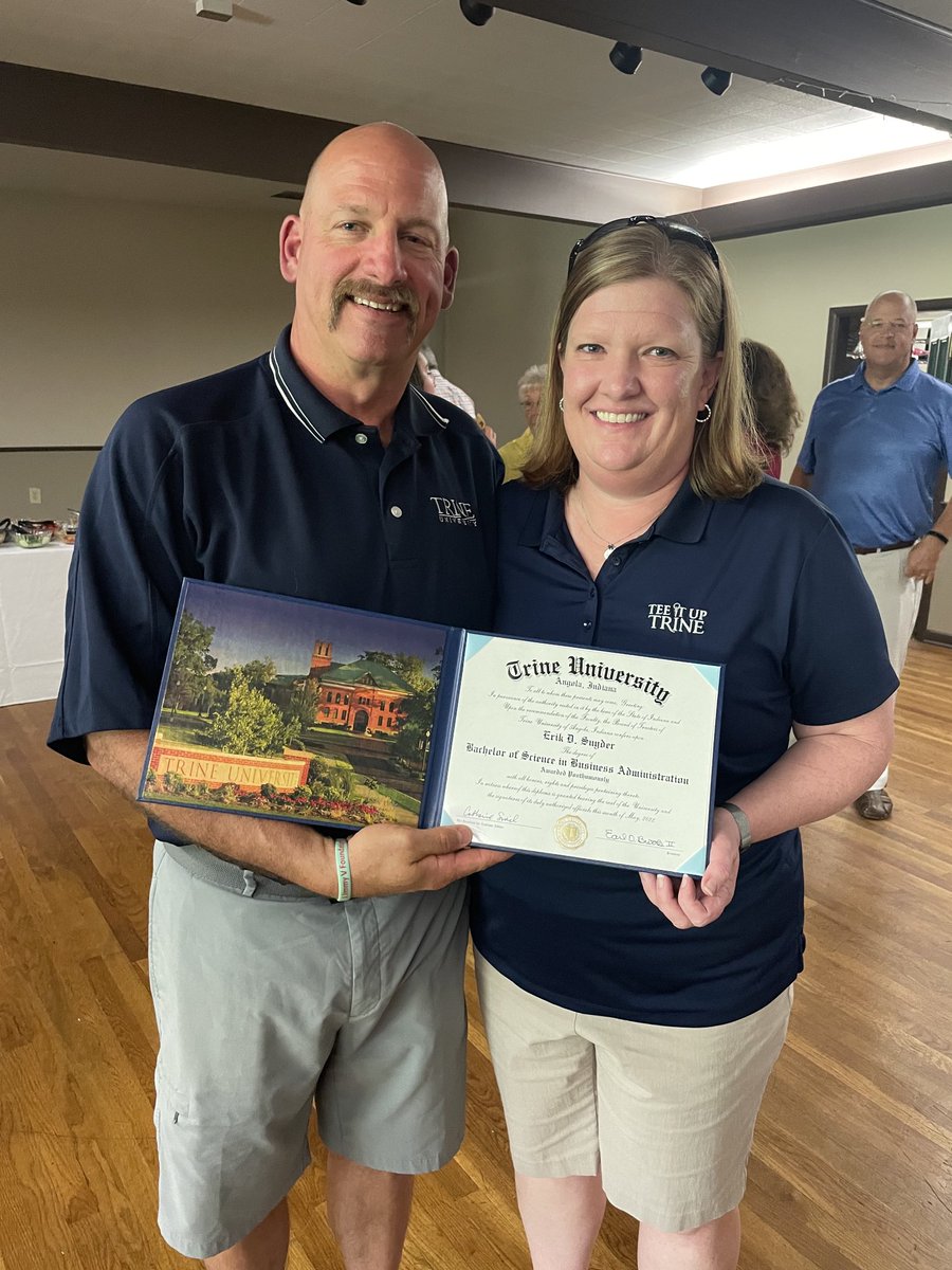 Thank you Cat Benson and ⁦<a href="/TrineUniversity/">Trine University</a>⁩ for honoring Erik Snyder today!!!