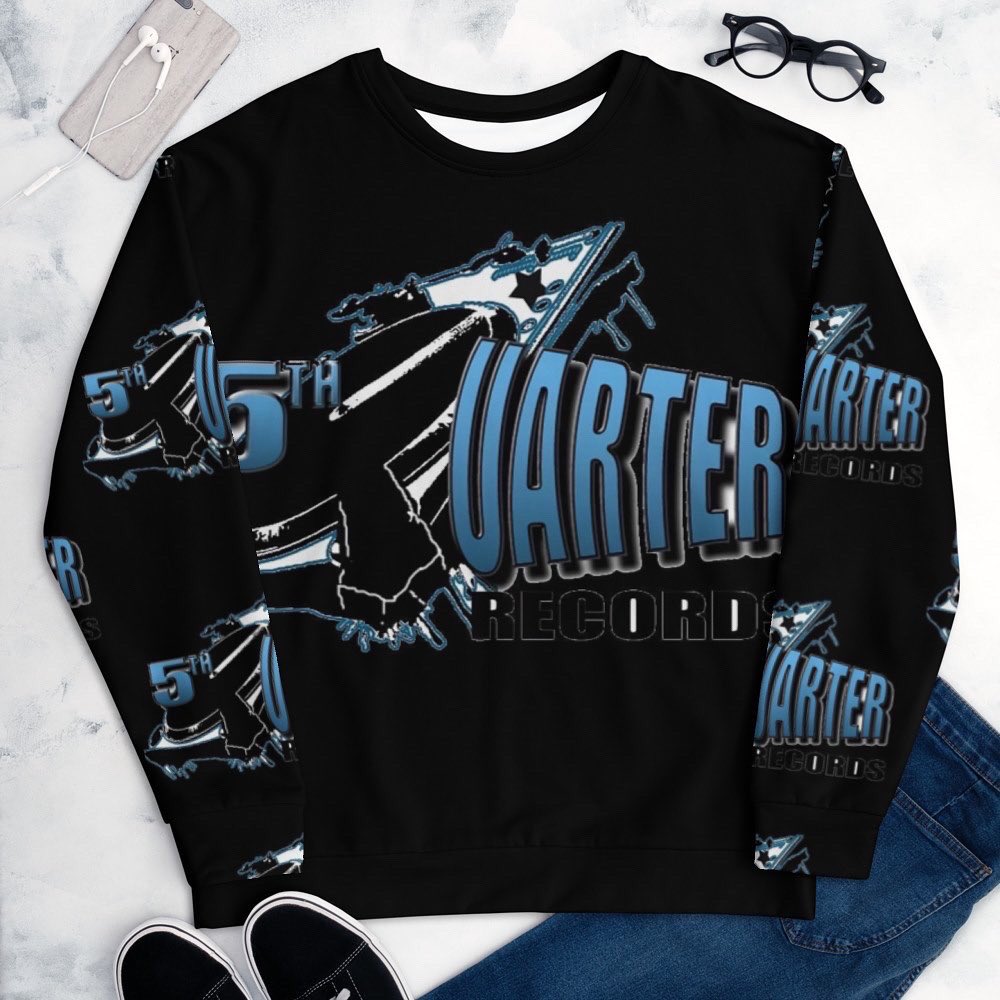 clothroyalty's tweet photo. #FifthQuarter @_FIFTH_QUARTER ๐ Added new Royal merch glide by #ClothRoyaltycom to add your favorite item of Royal cloth to your own collection๐ Multi Brands powered by the ultimate quality. ๐ #Saluteaking #Raplinescollection #KingDom #ClothRoyalty #imsoindie ๐ https://t.co/Ibq8ezDDuI