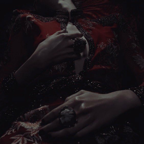 WilesOfTheDevil's tweet photo. — What I am can't be defined. Allow me to demonstrate. Villain mastermind. Call me a sinner, I'm not a beginner. We can play a game, there is no winner. So let my darkness take you, devour you and remake you. Heaven will never miss the devil in my kiss. https://t.co/EuwEteZPLU