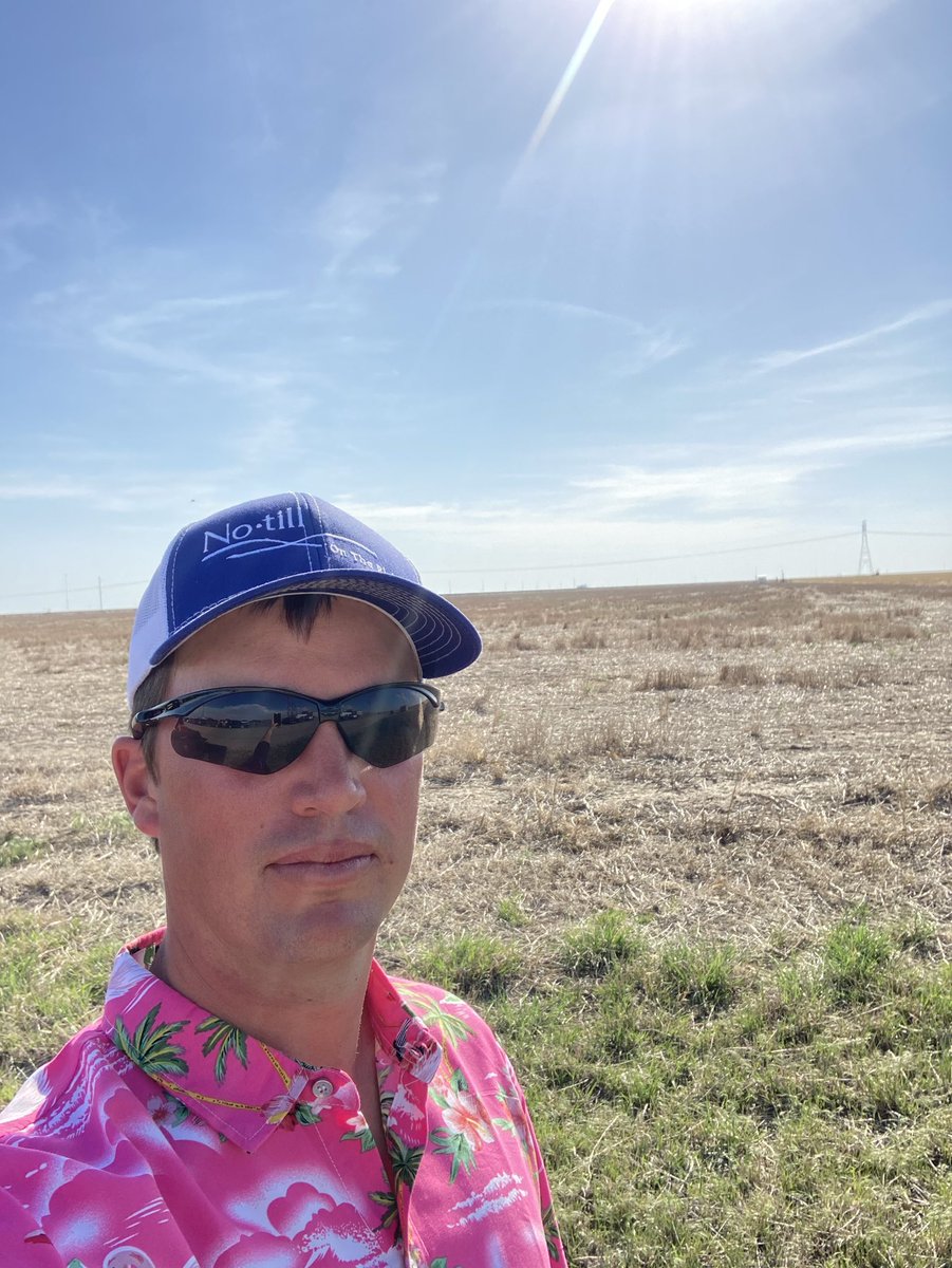 OwensTyrel's tweet photo. You might be at a wedding in western Kansas when…. #seeformiles https://t.co/TD9Cnx4g56