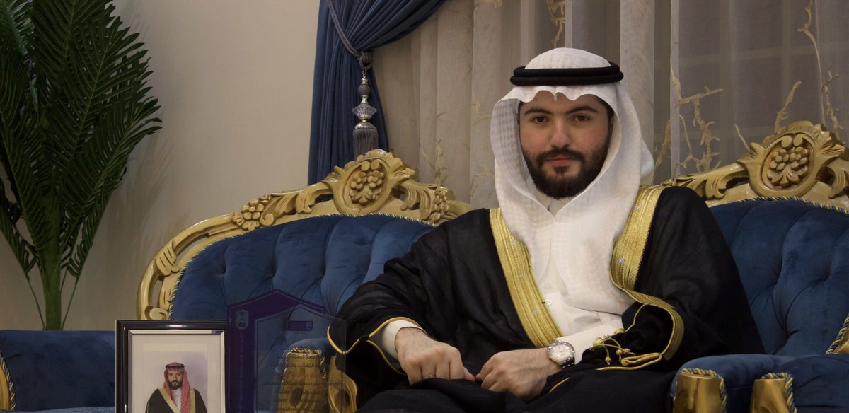 OnlyTareQ's tweet photo. الحمدلله على التمام والختام، اللهم سخرنا لخدمة البلاد والعباد
بفضل الله تخرجت من كلية الطب والجراحة بجامعة الملك سعود، شكراً لكل من دعمني وساندني في هذه السنوات التي مضت.

 #حفل_كلية_الطب_الدفعة_٦٠  #Med437 https://t.co/XJcOBbLu6N