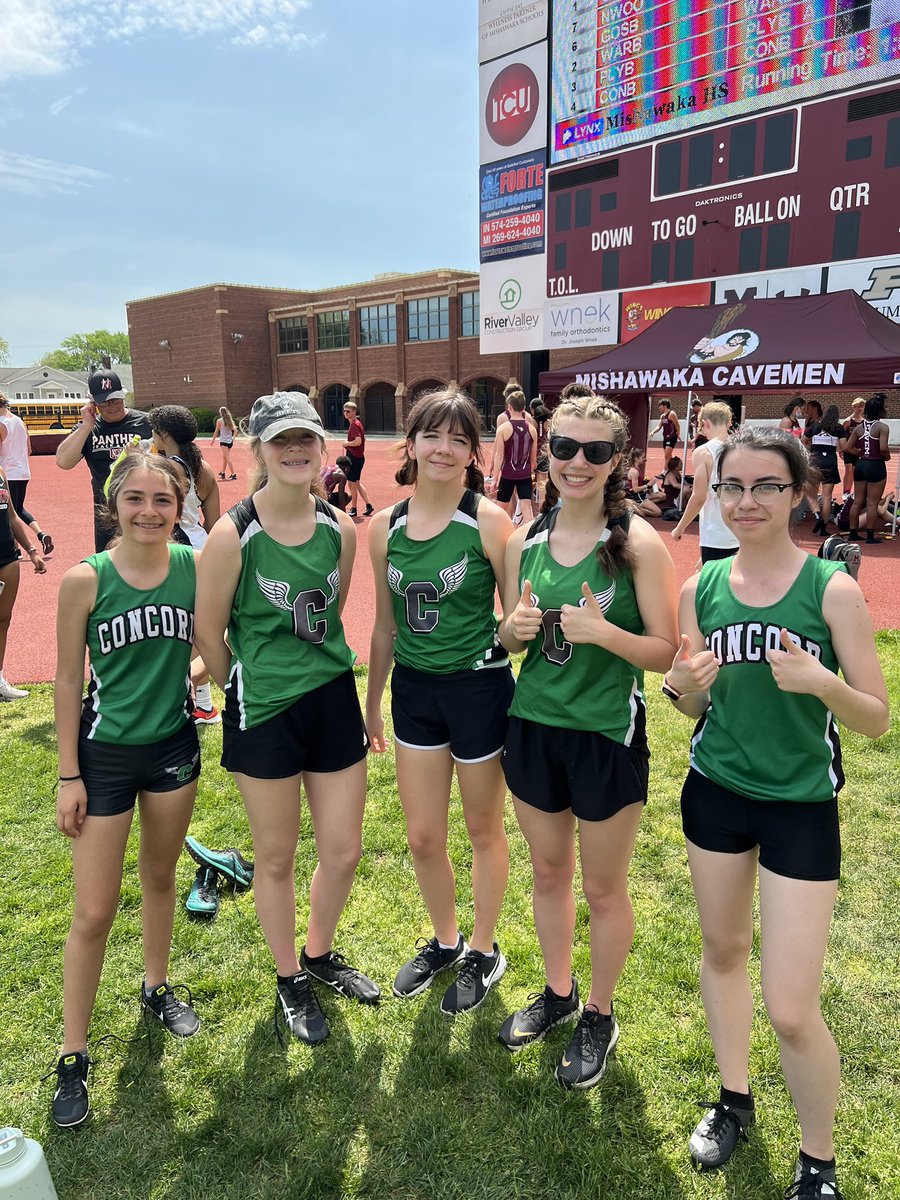 concordtrack1's tweet photo. Last race for some of these ladies today. Great day for a track meet! https://t.co/RKAAknHOUE