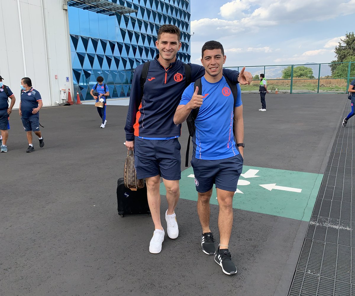CruzAzul's tweet photo. Nos vamos a Monterrey. 🏔 https://t.co/8pUEhAZPDI