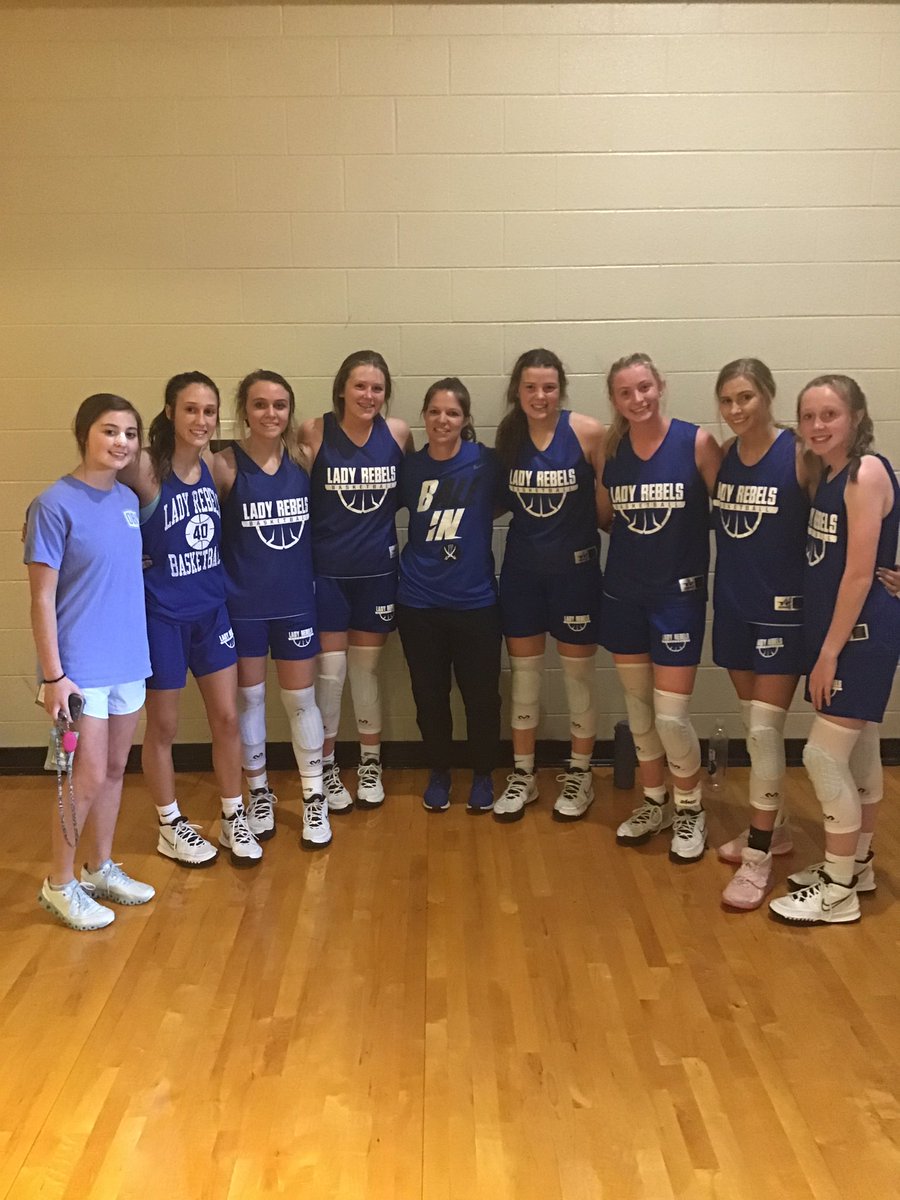 network_hoop's tweet photo. @EllieCoooook @FanninWBB SNIPER ALERT! 
The Fannin County women’s basketball team is a certified SHOOTER! 
Ellie Cook can fill it up! 

This team is well coached and defends well as a team! 
Great Job! https://t.co/Ik2Zk7kkwg