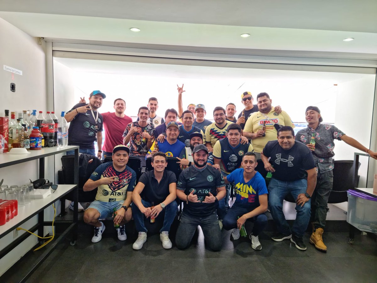 EdersonDiaz7's tweet photo. #PorLasSemis @TUDNMEX https://t.co/RfyCNjw2S2