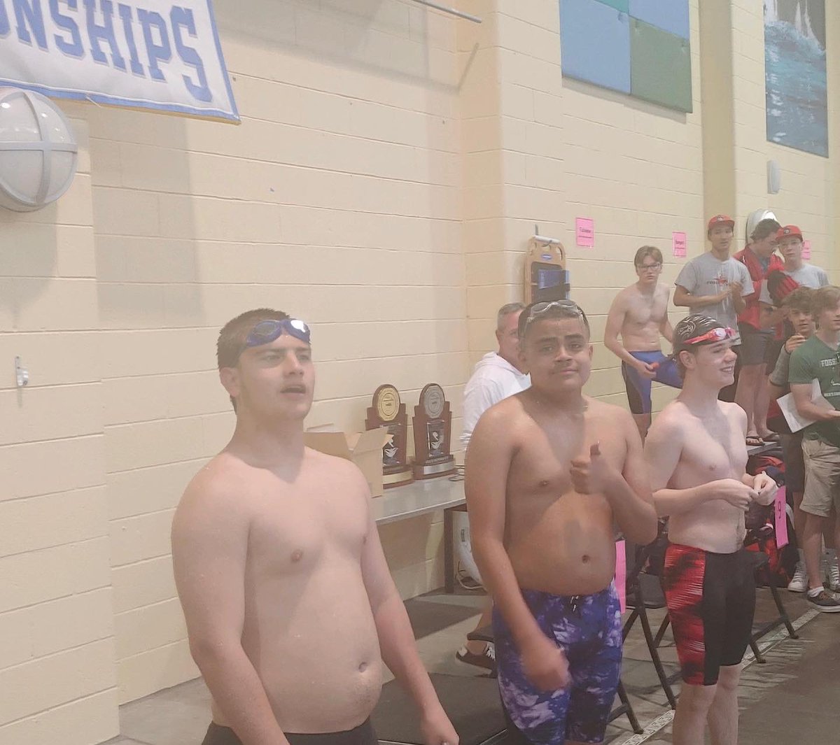 APSPenguin's tweet photo. Hinkley’s Ezequiel Vazquez DeLeon represents at the 5A state meet in the adaptive 50 free. @HinkleyAthletic @HinkleyHS @aurorak12 https://t.co/DhQsGulSdz