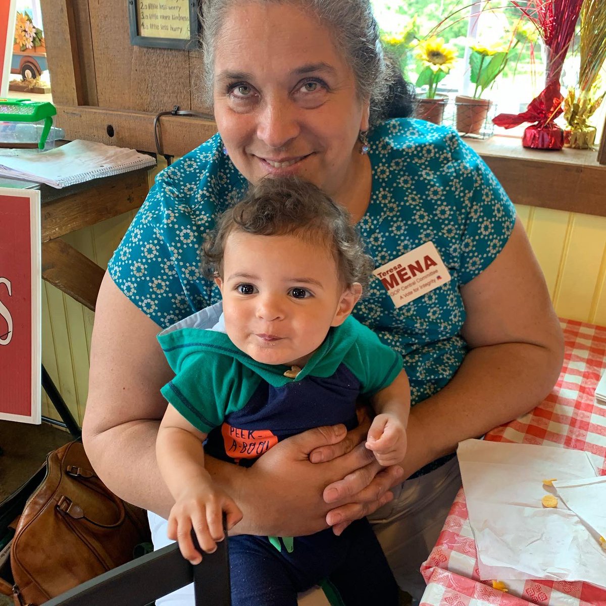 Diggs4MD's tweet photo. We had a heck of a fun time at The Little Red Barn today! Got to talk with many voters about building a path forward for #fredco .
We need to come together to win the County Council and contribute to the important conversations that need to happen across our communities. https://t.co/M2LjEs4Amg