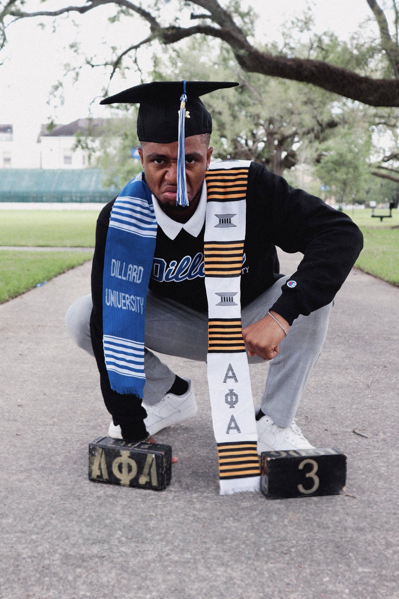 justtrent_'s tweet photo. nothing was the same 👨🏽‍🎓💙🖤
a few of the best years of my life! cheers to new blessings and success 
#Alumstatus #mydu https://t.co/iU0CPtmiaa