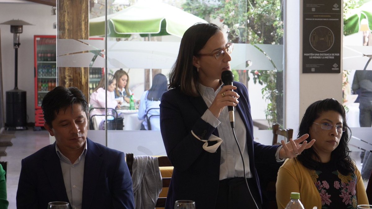 ActivateSucre's tweet photo. El día de ayer viernes 13 de mayo, tuvimos la agradable visita de las representantes del @PNUDBolivia quienes compartieron junto a nuestras emprendedoras del proyecto #WarmiLab, además se realizó el reconocimiento a los municipios que acogieron las Warmi ACTIVATONES ✨🚀 https://t.co/yUj87DS7Tw