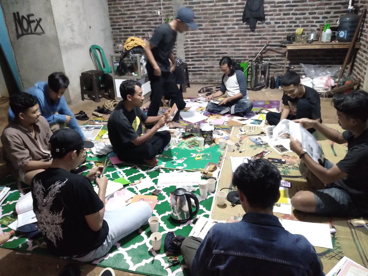 Perpustakaan Jalanan Limpung tweet media