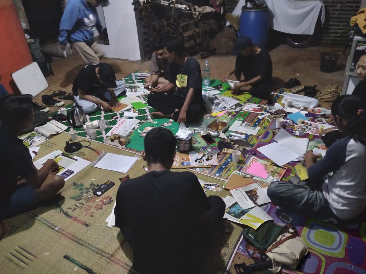 Perpustakaan Jalanan Limpung tweet media