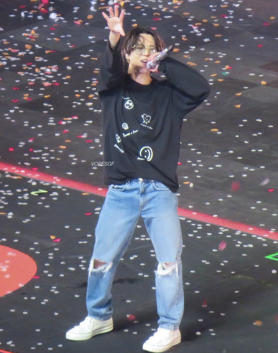 jmfolder's tweet photo. lovely jimin https://t.co/ibvthibQQU