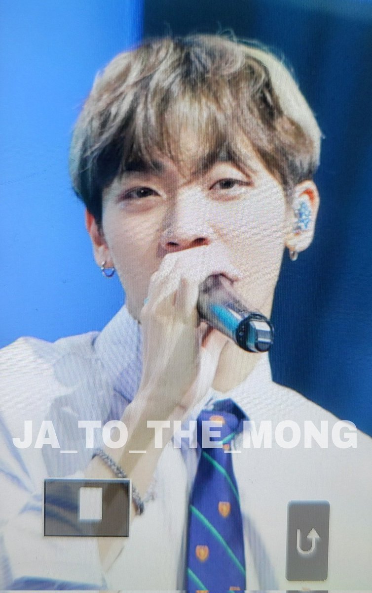 [📸] 11.05.22 - #PREVIEW

Won durante o Showcase do Ciipher

Cr. ja_to_the_mong

#Ciipher #싸이퍼 #WON #원 <a href="/RAIN_Ciipher/">Ciipher 싸이퍼</a>