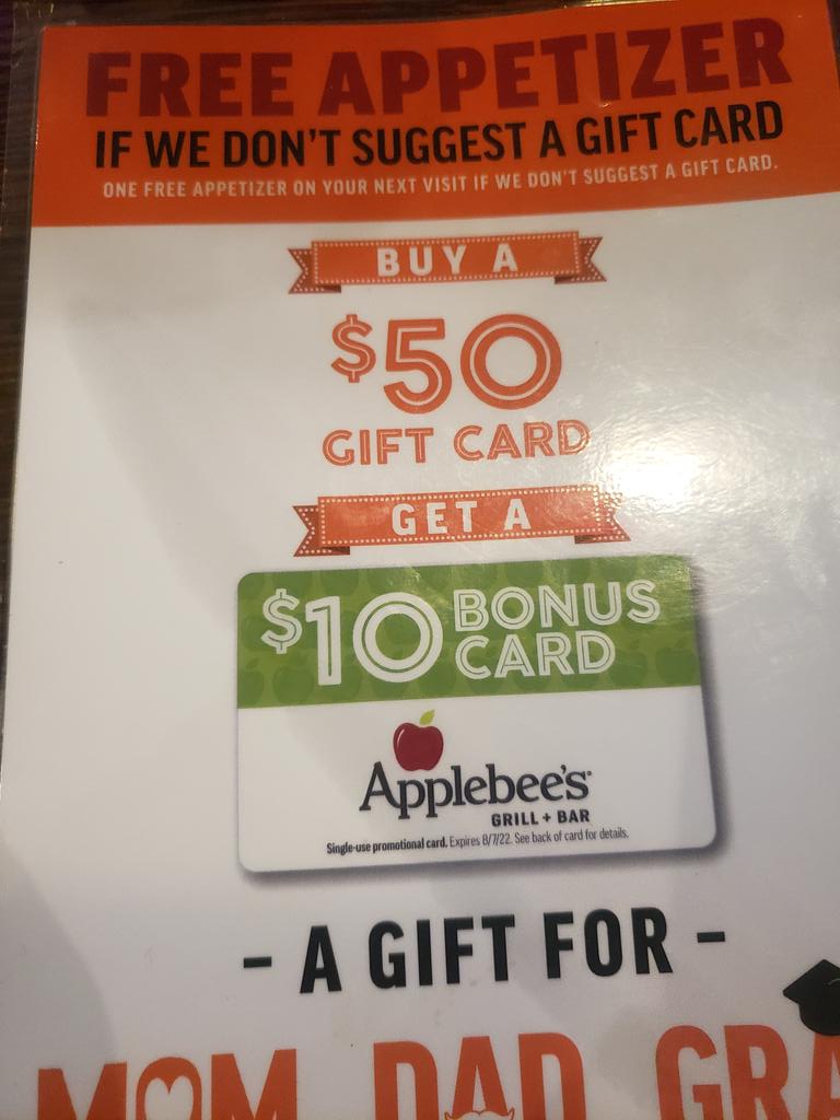 Daniel Cervantes on Twitter "Applebees your server didn't offer me a