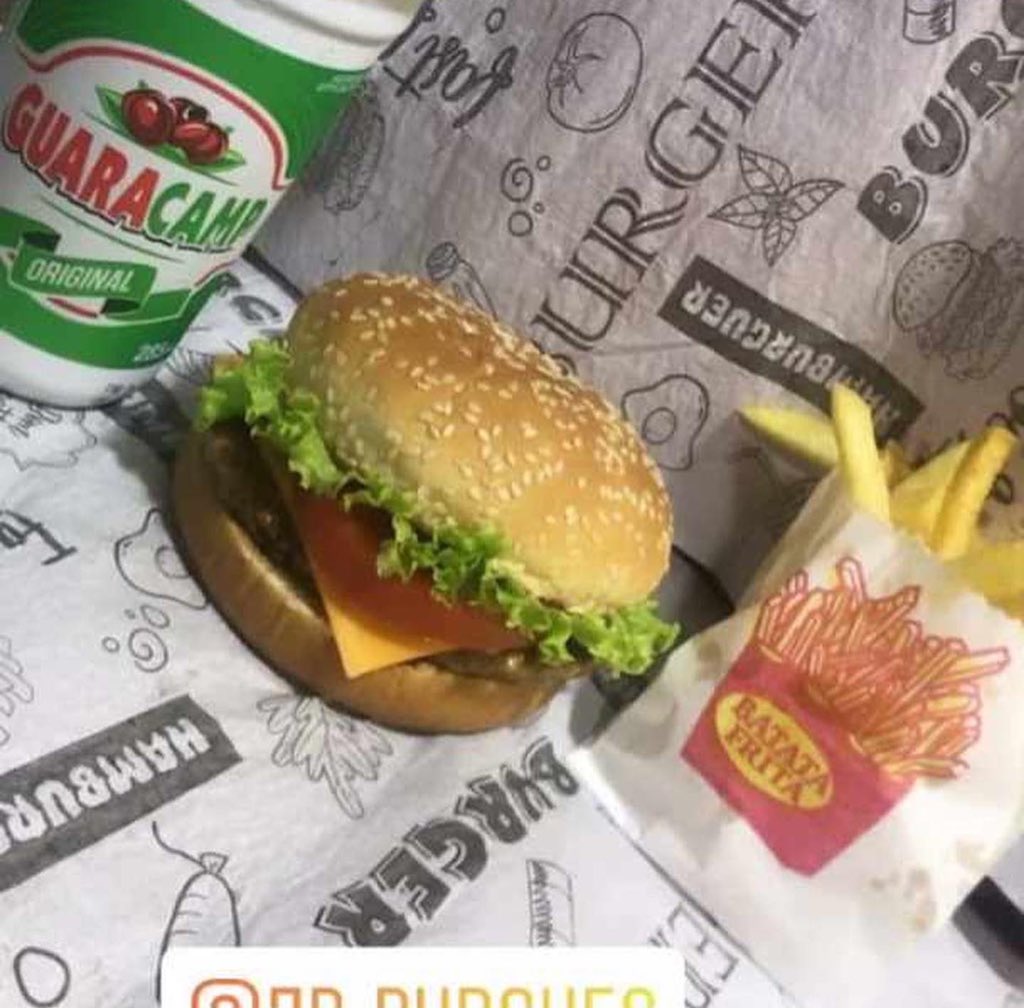bburger_j's tweet photo. Boa noite já estamos funcionando entregamos na cdd gardênia pechincha vila sapé e merk https://t.co/5eIypMj5uJ https://t.co/wWk8pU9Seq