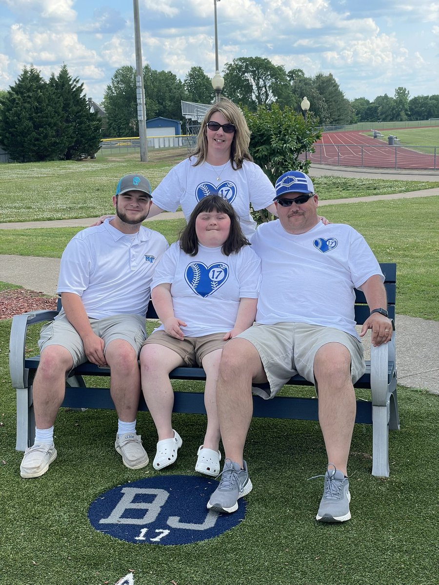 Jessica Lawrence tweet media