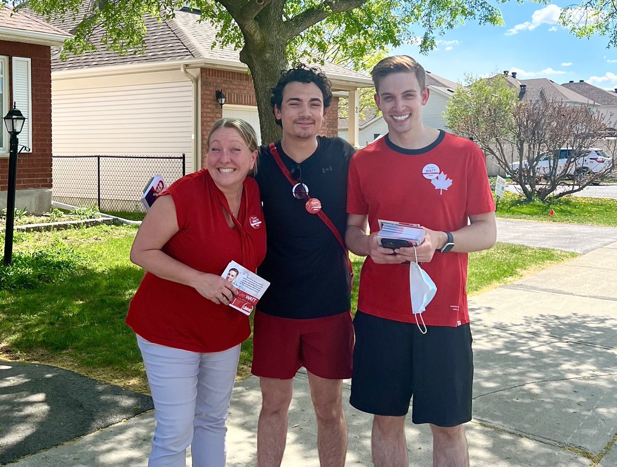_JordanVecchio's tweet photo. I had such an amazing afternoon at the doors in #Barrhaven with @tylerwatt &amp; @MonaFortier. 

The tides are turning in #Nepean, &amp; people know it's time to elect a good MPP who will advocate for change in our community. We need Tyler as our MPP!

#GoKnockDoors #OLPAction #onpoli https://t.co/u4SglpTTpF