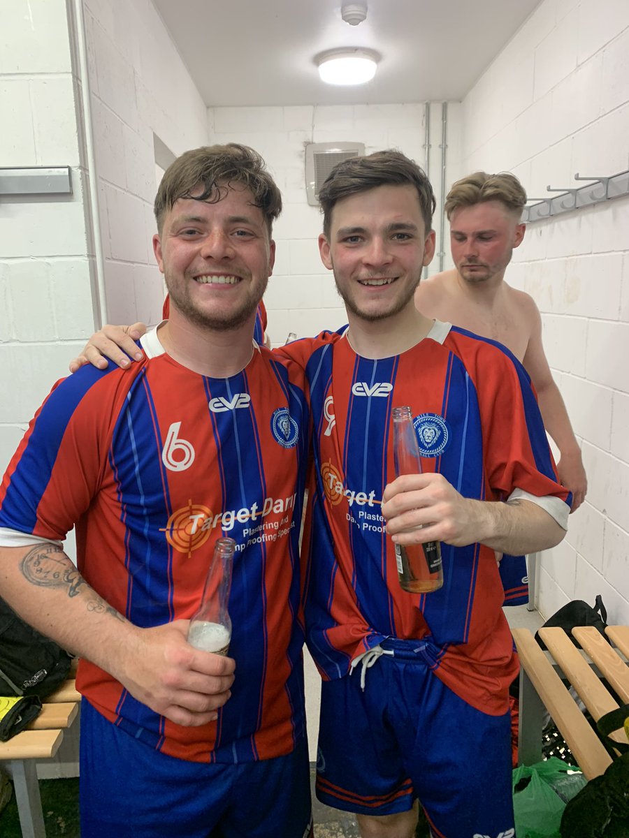 harrybates8's tweet photo. Winning league title’s with your brother hits different https://t.co/WmmLn3L1BS