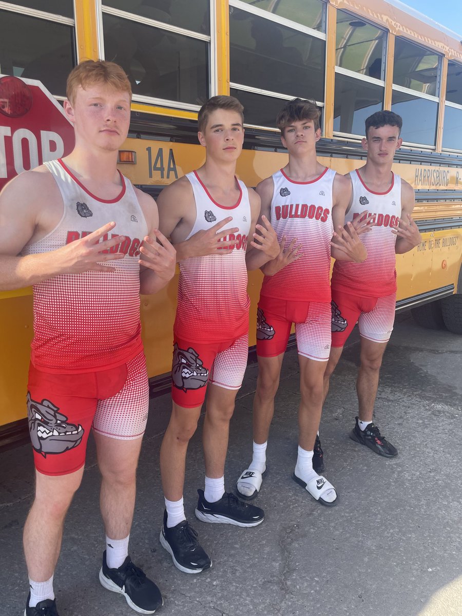 Congrats to Travis, Harley, Trace &amp; Jace for qualifying for state in the 4x400m Relay with a time of 3:35.88!!!  ⚡️⚡️⚡️

STATE BOUND!!!

⁦@HHS_BULLDOGS⁩ ⁦<a href="/Harrisburgath/">Harrisburg Bulldogs</a>⁩ ⁦<a href="/DGP_Geisler/">Devon Geisler</a>⁩ ⁦<a href="/Whitfam8/">Rebekah Whitaker</a>⁩ ⁦<a href="/allicatt17/">Alli Smith</a>⁩ ⁦<a href="/TheSteveCombs/">Steve Combs</a>⁩ ⁦