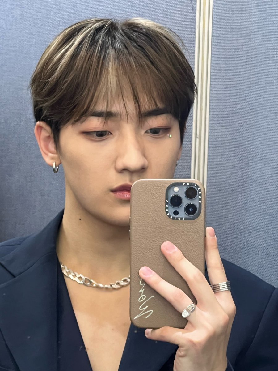 [💦] 14.05.22 - #BUBBLE

Presente 💜

Cr. honeybunchkeita