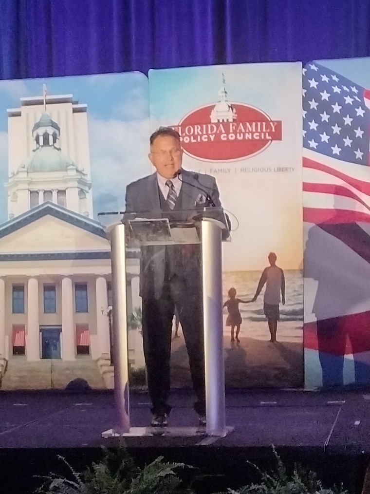 TEA_PeterLee's tweet photo. Thankful for all you do @JohnStemberger @FLPolicyInsider #FloridaFPC
#Life #Family #ReligiousLiberty https://t.co/QmHdoegZtl