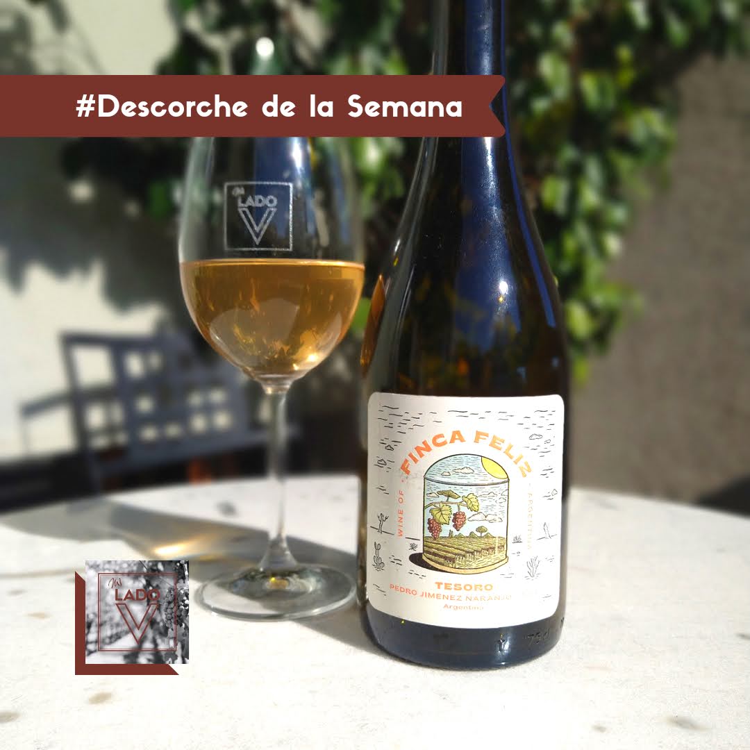 🍷 [#Descorches en #MiLadoV]
Naranjo de Pedro Jiménez, fragante y sutil, expresando la tierra de Santa Rosa, la mano de Matías y la creatividad de Lis. Manzanilla, cascarita de naranja y final floral. Fresco, buena acidez y paso por boca.
.
+Info: instagram.com/p/CdjskhXM2oD/
.
😉🍷